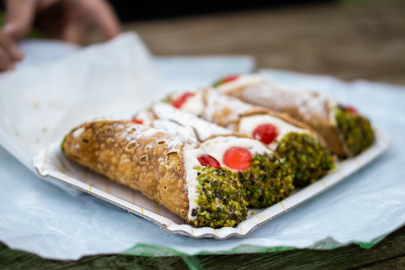 Cannolo Siciliano - Sicilian cannoli